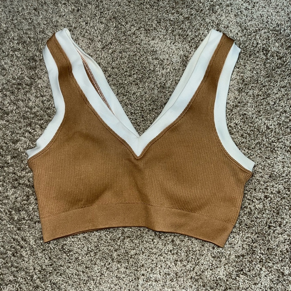 Aeire Offline Bra/Crop top